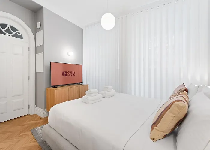 Guestready - Music Scale * Porto